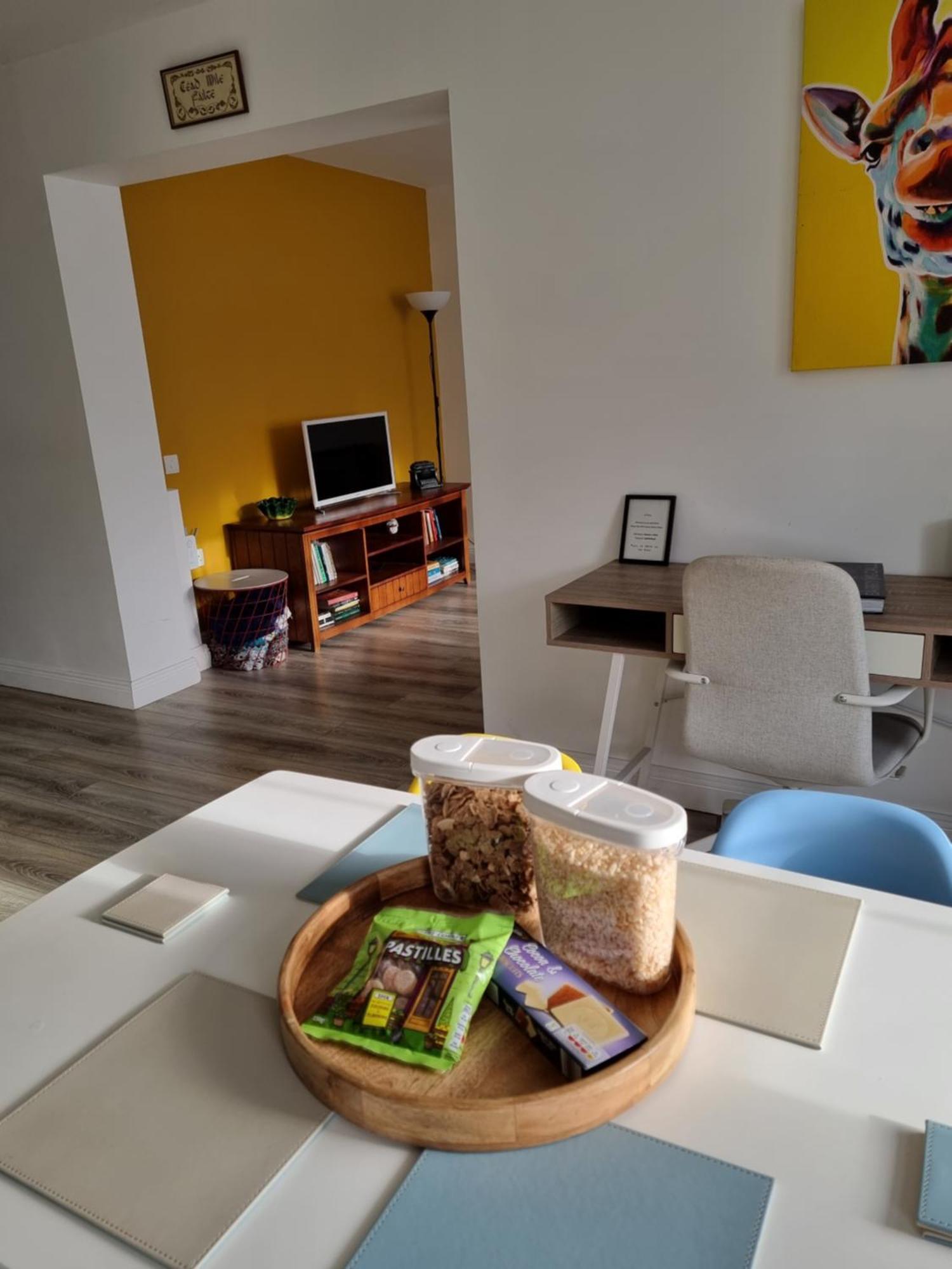 Spacious Curragh 2-Bed Apartment With Own Entrance Brownstown Extérieur photo